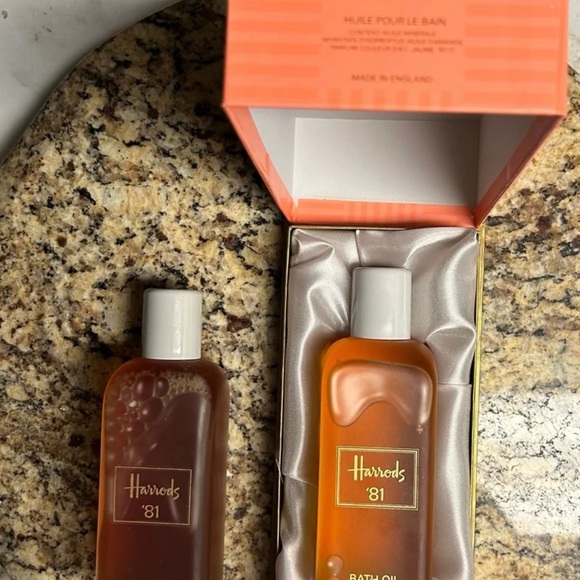Harrods 81’ • Vintage • 2 Bottles Bath Oil & Foam Bath • 8.0 Fl. Oz. • New - Picture 3 of 16